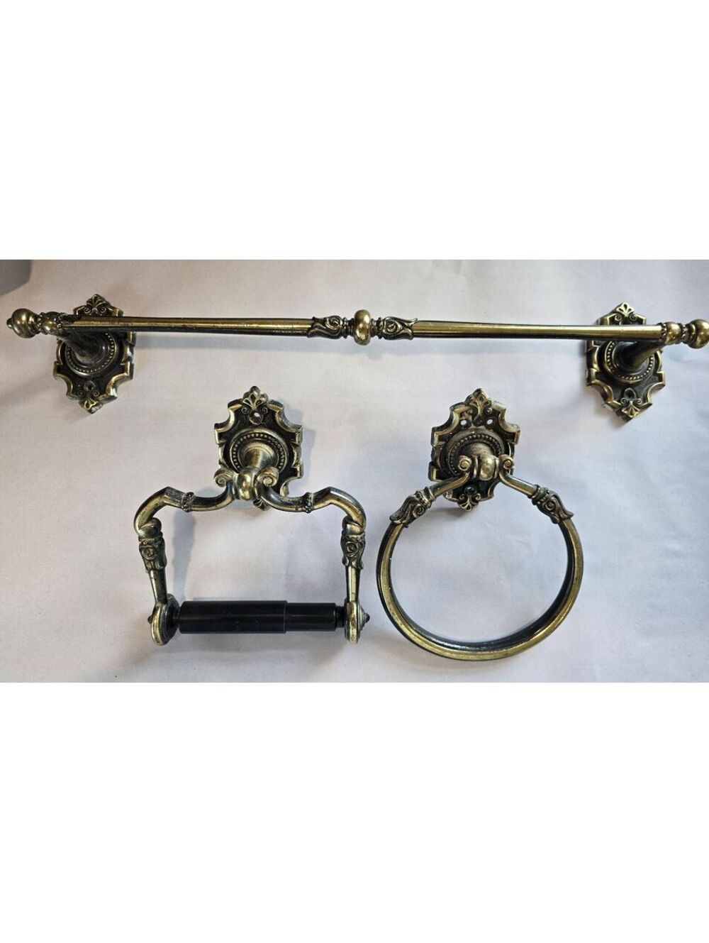 Vtg Amerock Carriage House Bathroom Set Antique Brass 3 Pc Towel Bar Ring